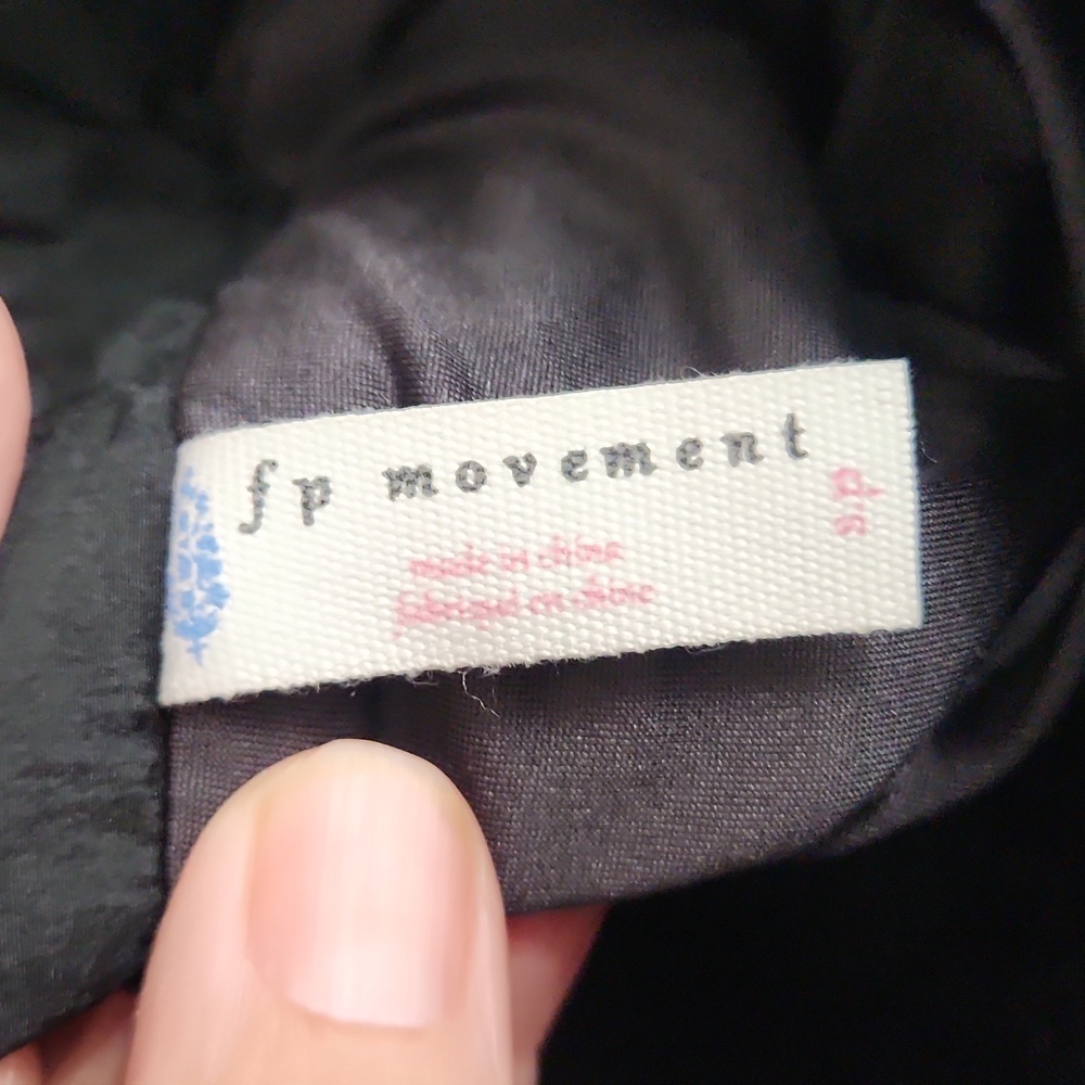 Free People Movement The Way Home Smocked High Rise Shorts Black - Picture 5 of 5